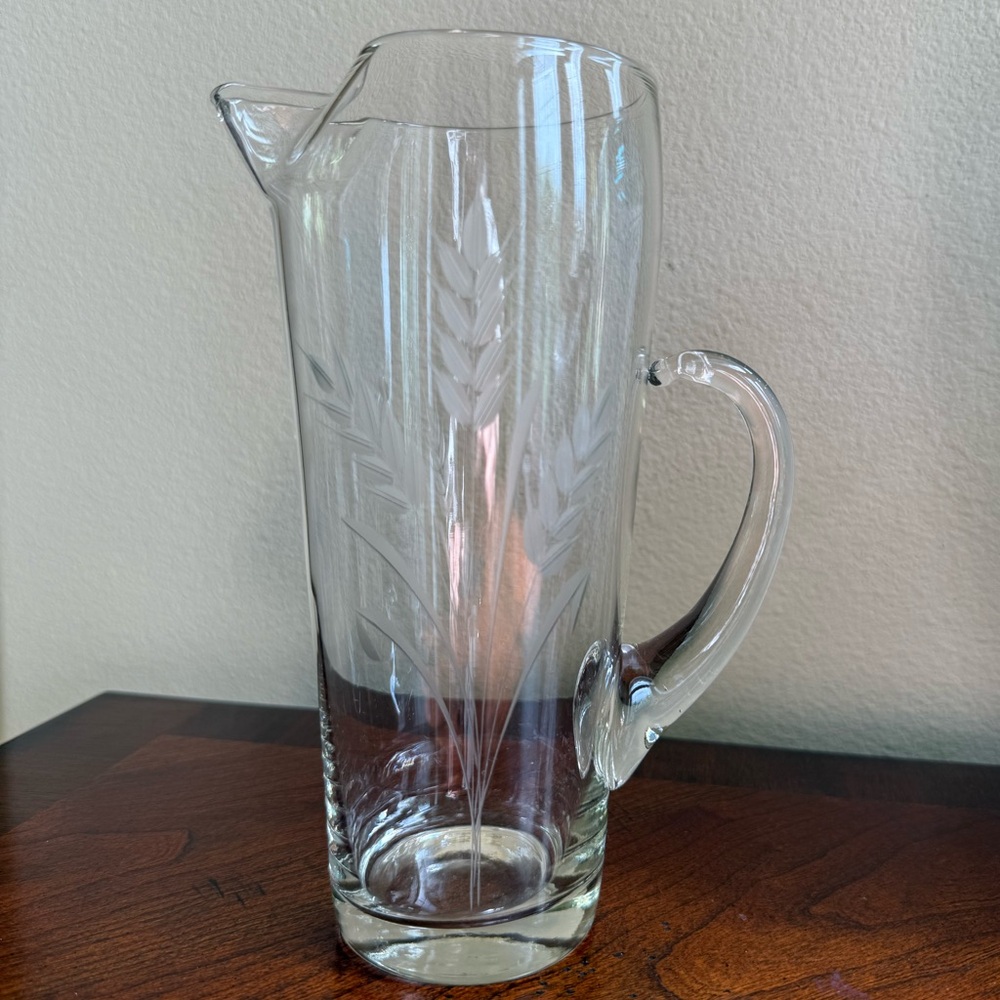 Elegant mid century etched wheat pattern Clear Glass Martini Pitcher